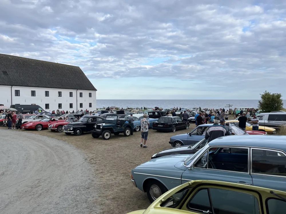 Veteran Vehicle Meeting