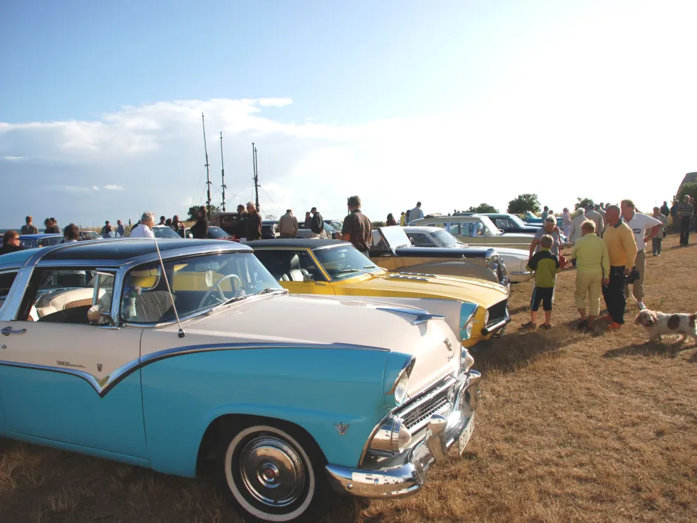 Veteran Vehicle Meeting